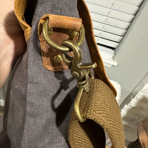Wowbox leather canvas laptop messenger bag perfect condition - Picture 7 of 10